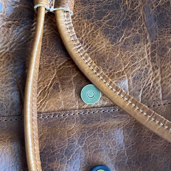 Peanut Bison Large Drawstring Leather Backpack GoForthgoods - Picture 5 of 7